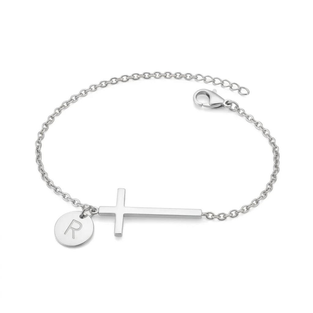 Bracelet Initiale Sacrée – Croix Personnalisée
